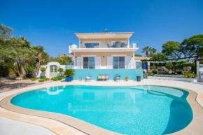 The One Ocean Front - Elegant 3-Bedroom Villa
